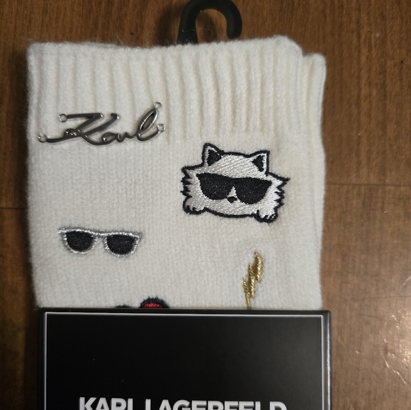 Karl Lagerfeld Gloves - Picture 2 of 5